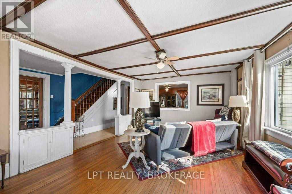 16 Westport Road Property Photo 9