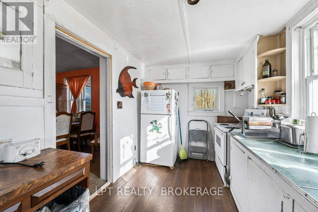 16 Westport Road Property Photo 12