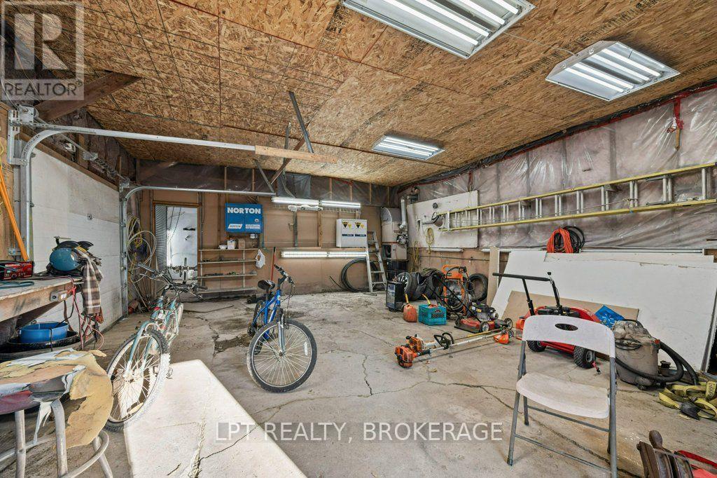 16 Westport Road Property Photo 37