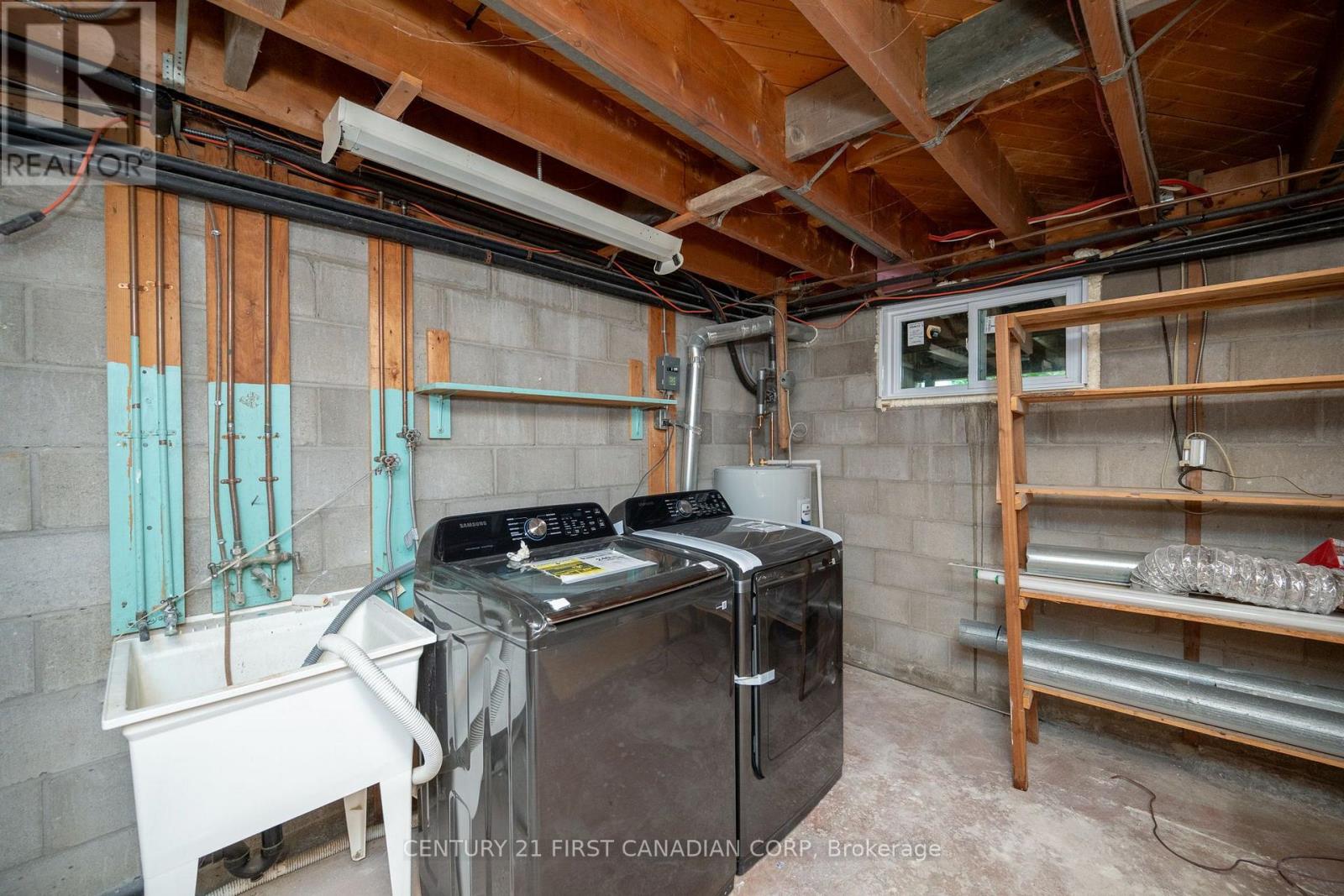 1492 North Vernon Avenue Property Photo 40