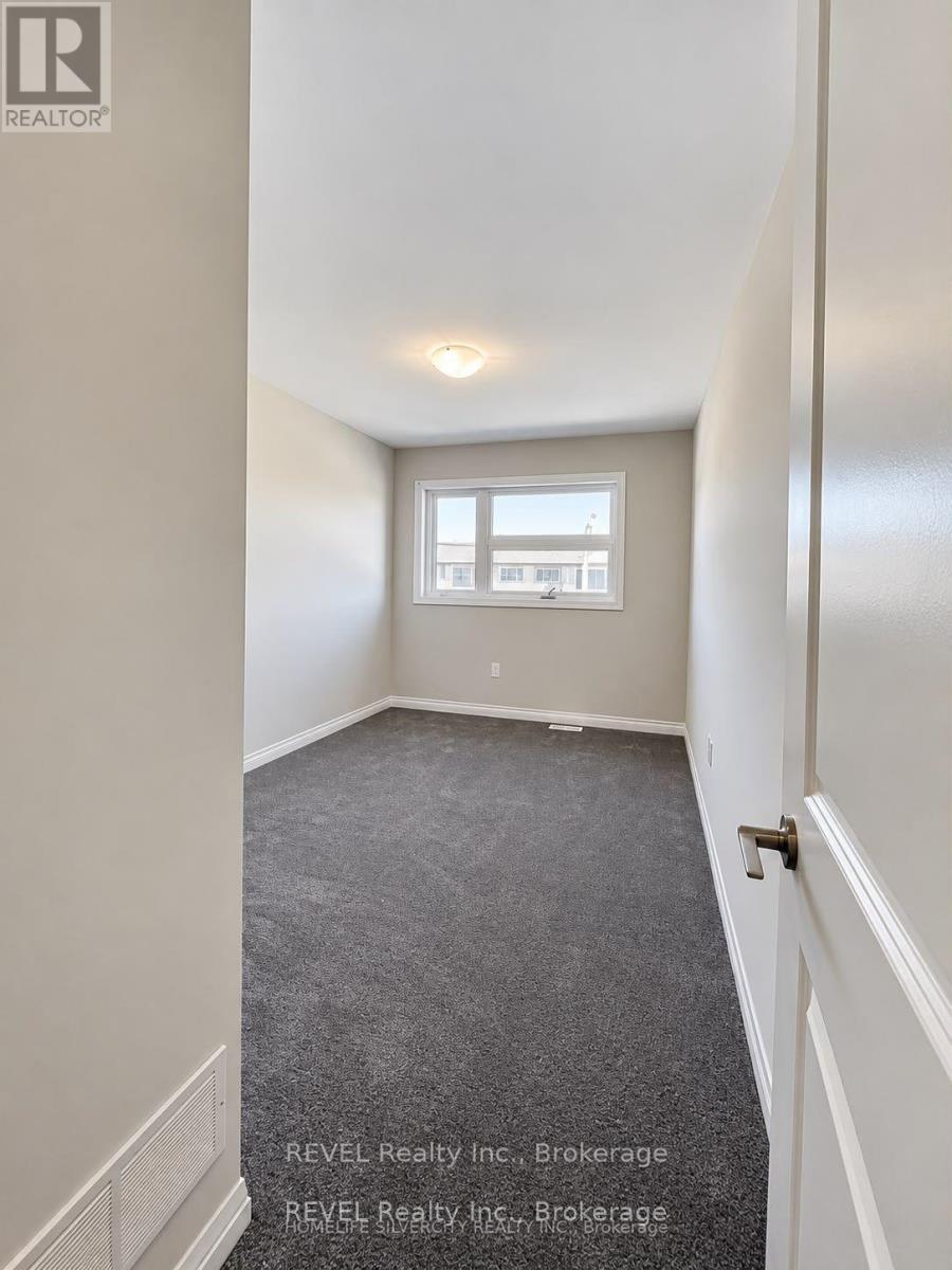 7397 Matteo Drive Property Photo 12