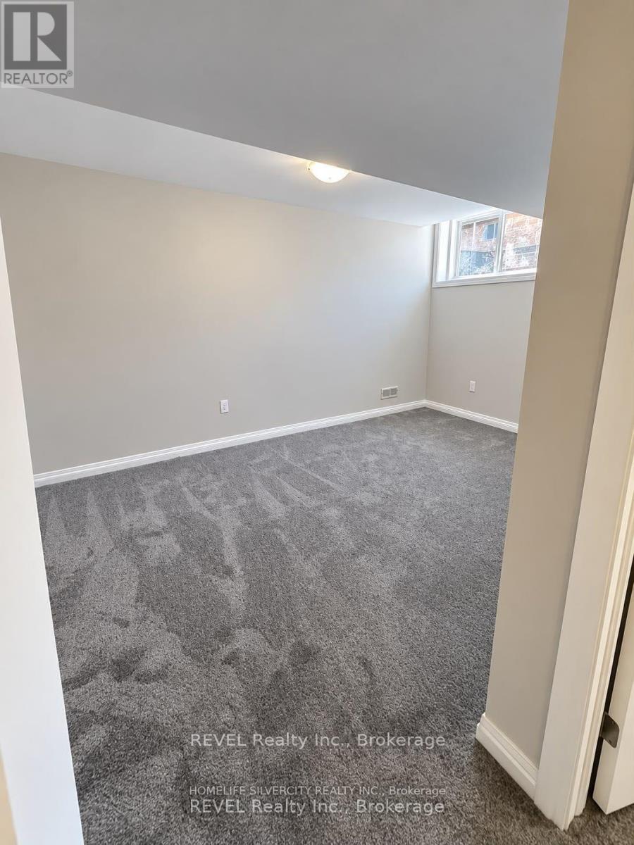 7397 Matteo Drive Property Photo 16