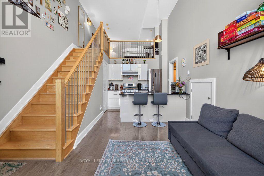 B - 206 Manchester Avenue Property Photo 8