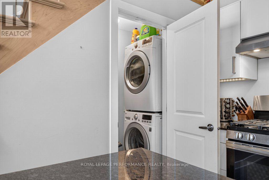 B - 206 Manchester Avenue Property Photo 24
