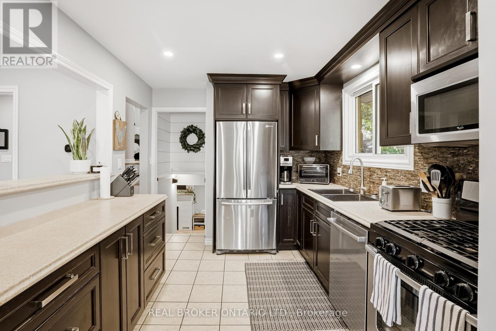 43 Shoreline Drive Property Photo 14