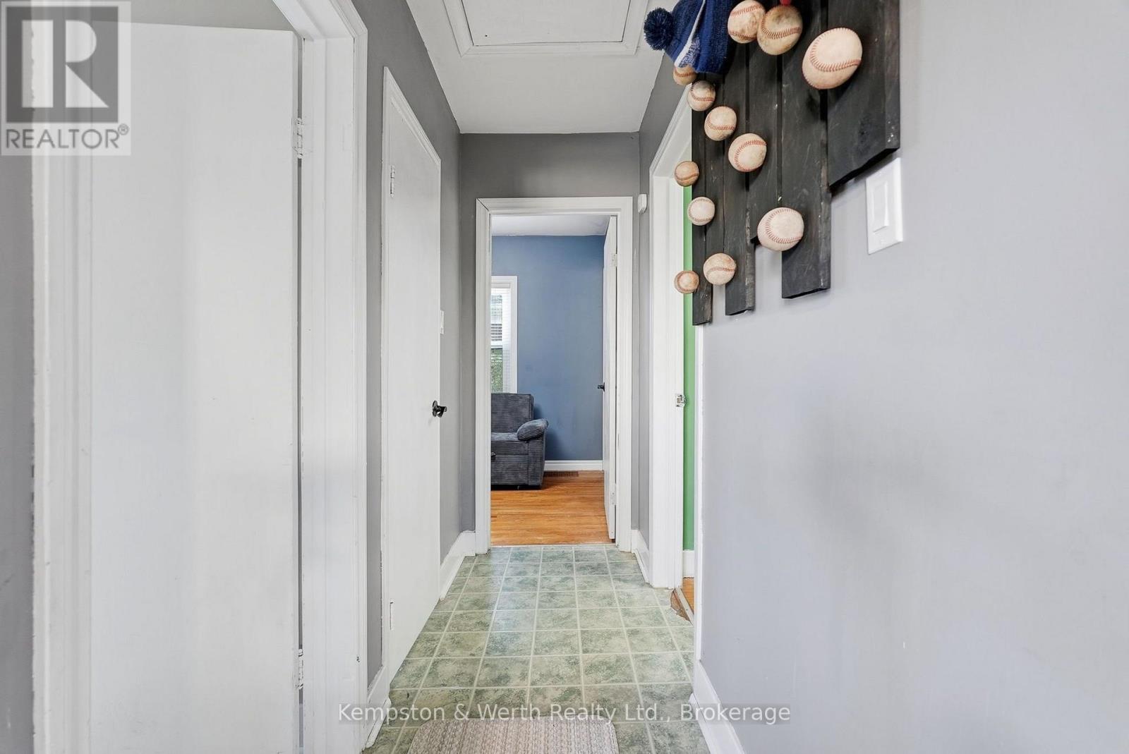 334 Davidson Avenue N Property Photo 14