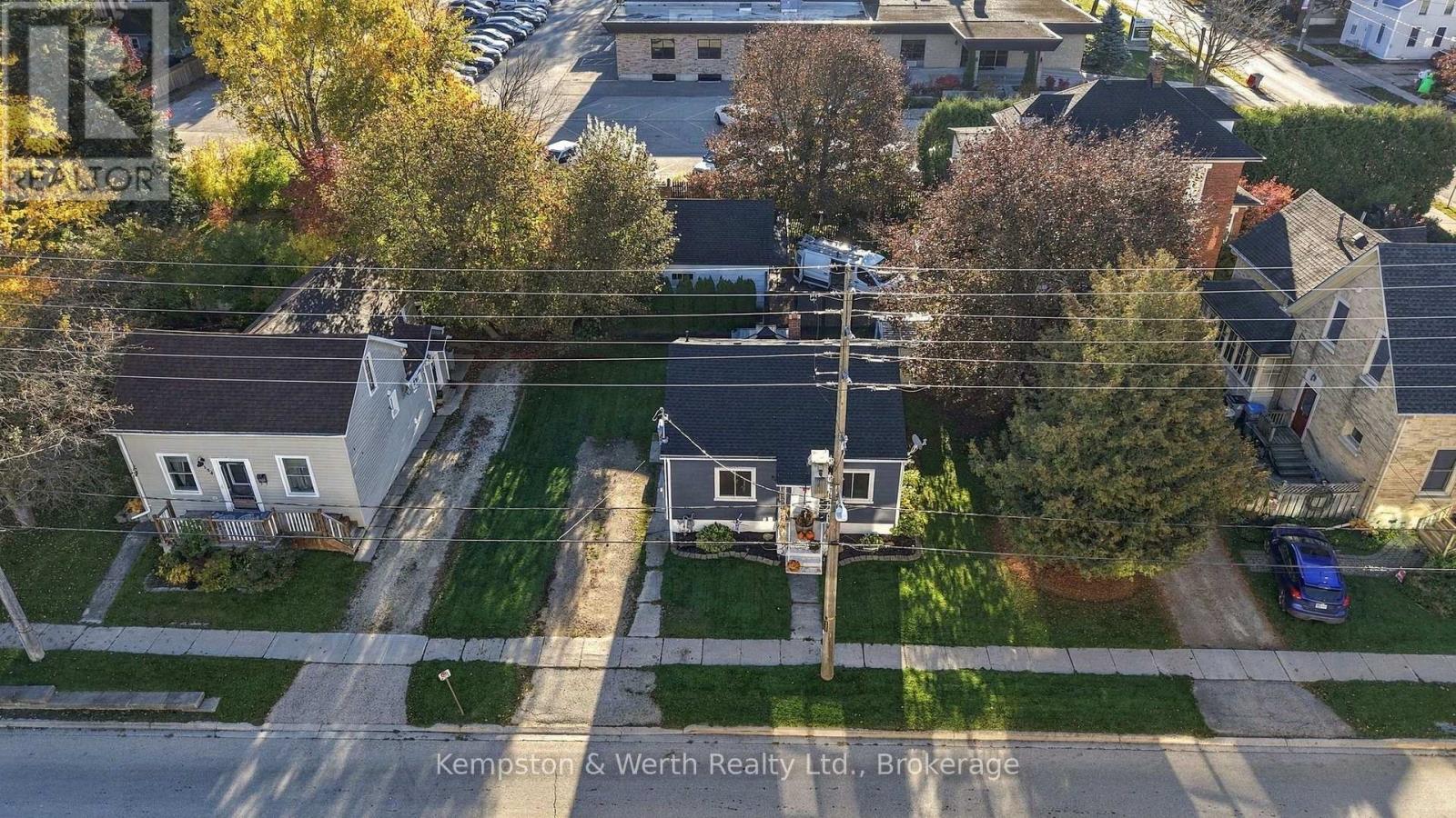 334 Davidson Avenue N Property Photo 25