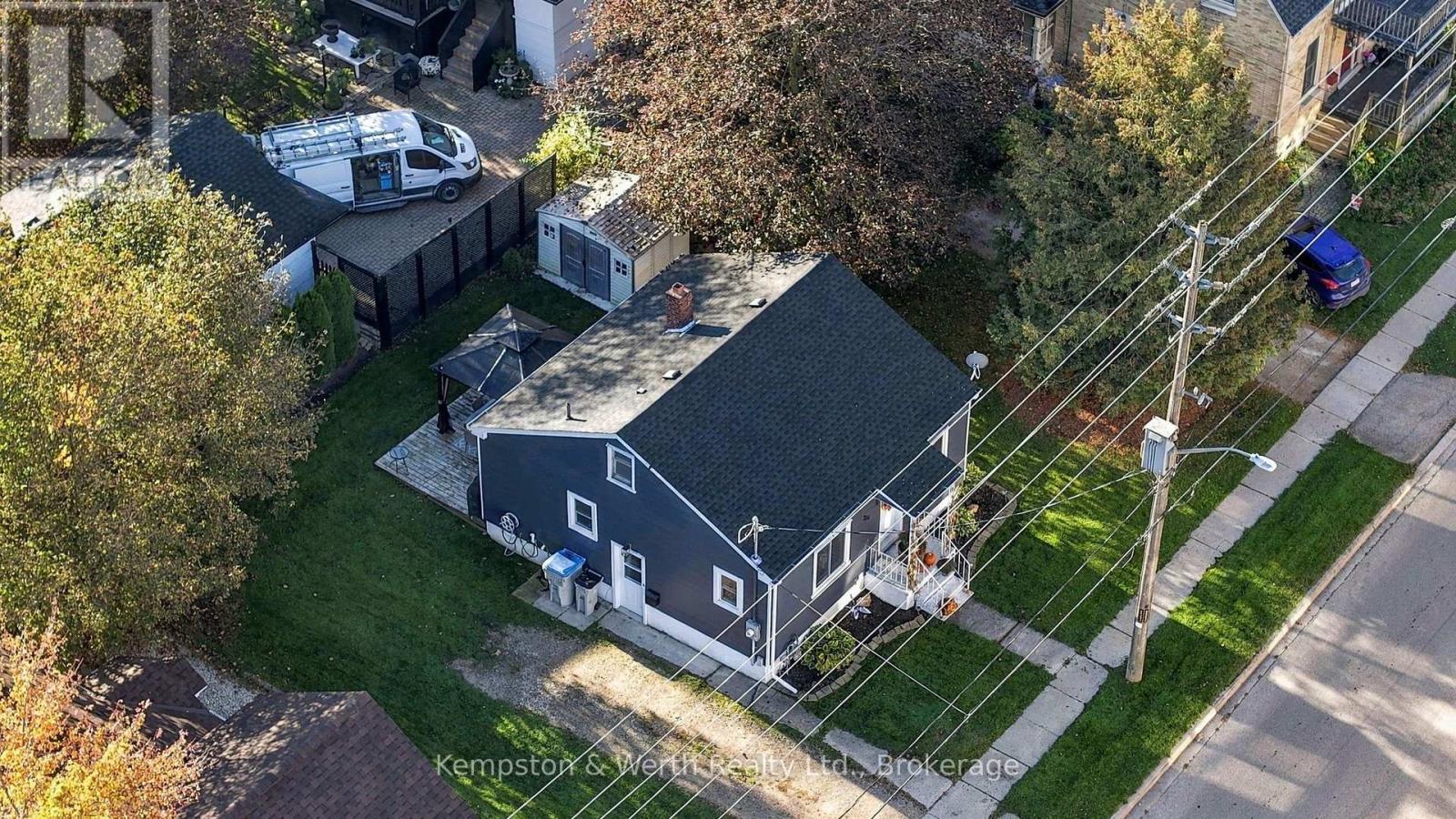 334 Davidson Avenue N Property Photo 27