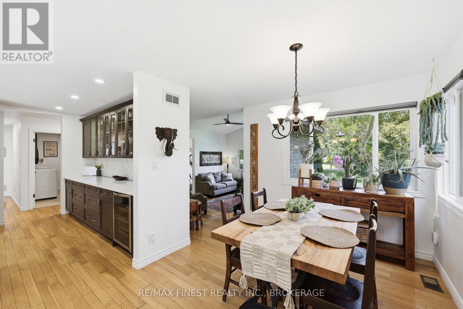 4404 Ashwood Drive Property Photo 18