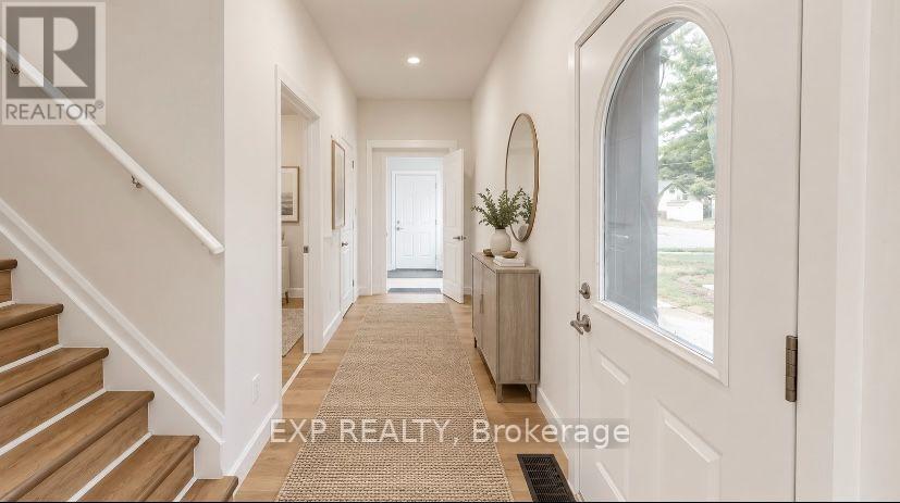 686 Elias Street Property Photo 4
