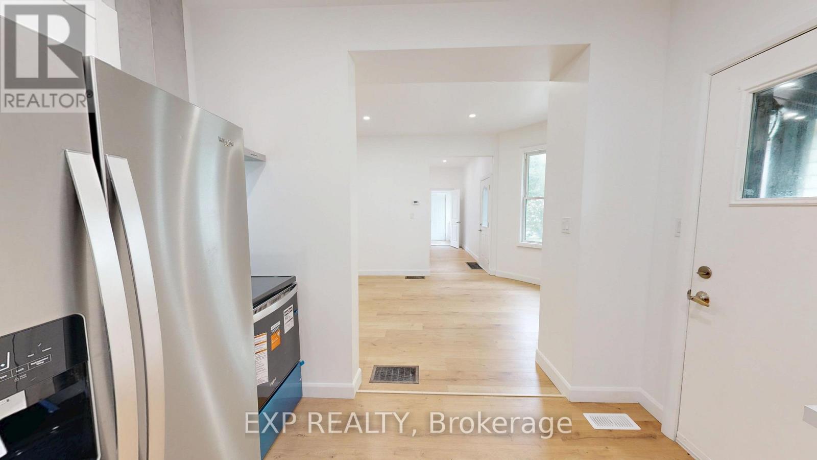 686 Elias Street Property Photo 9