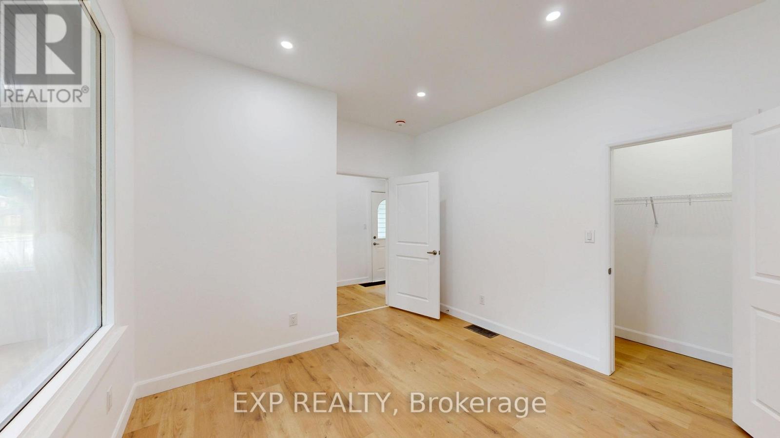 686 Elias Street Property Photo 22