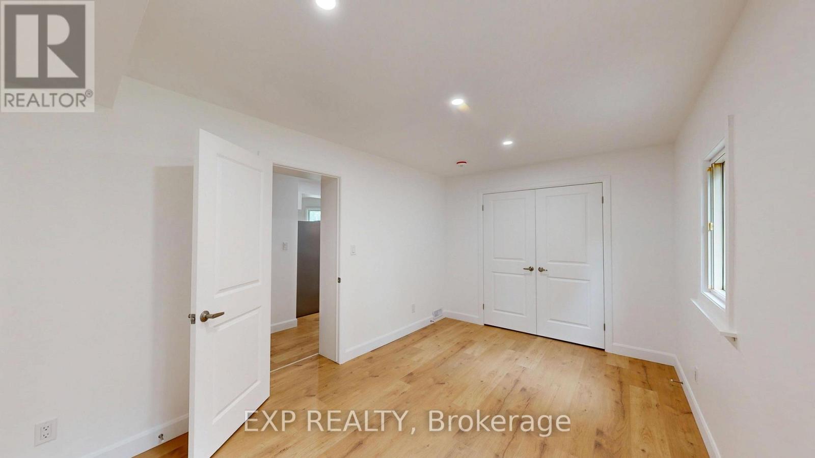 686 Elias Street Property Photo 23