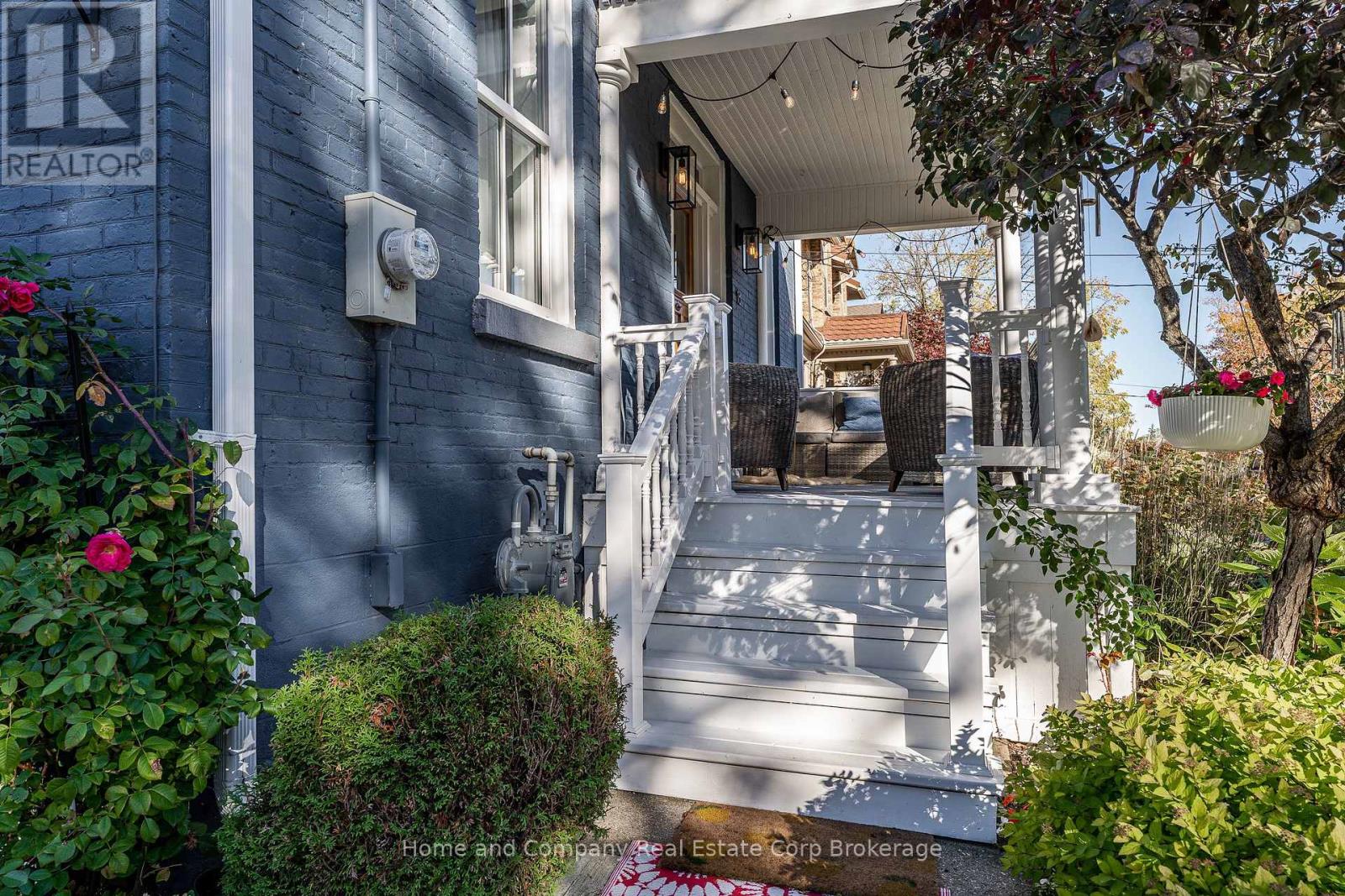 18 Robinson Street Property Photo 4