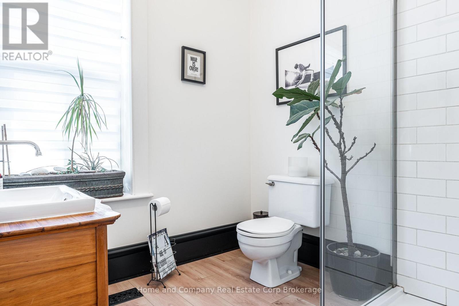 18 Robinson Street Property Photo 11