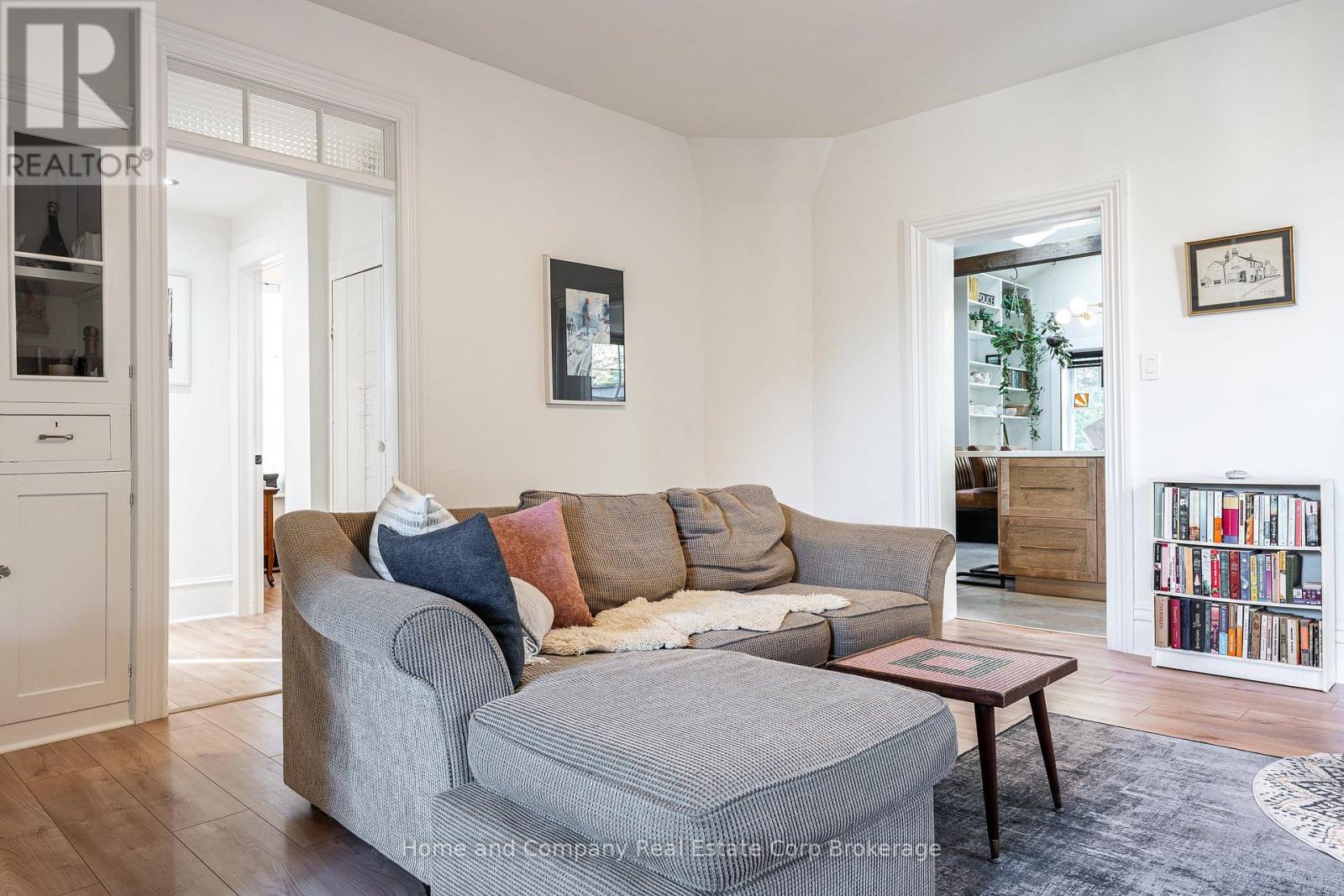 18 Robinson Street Property Photo 13