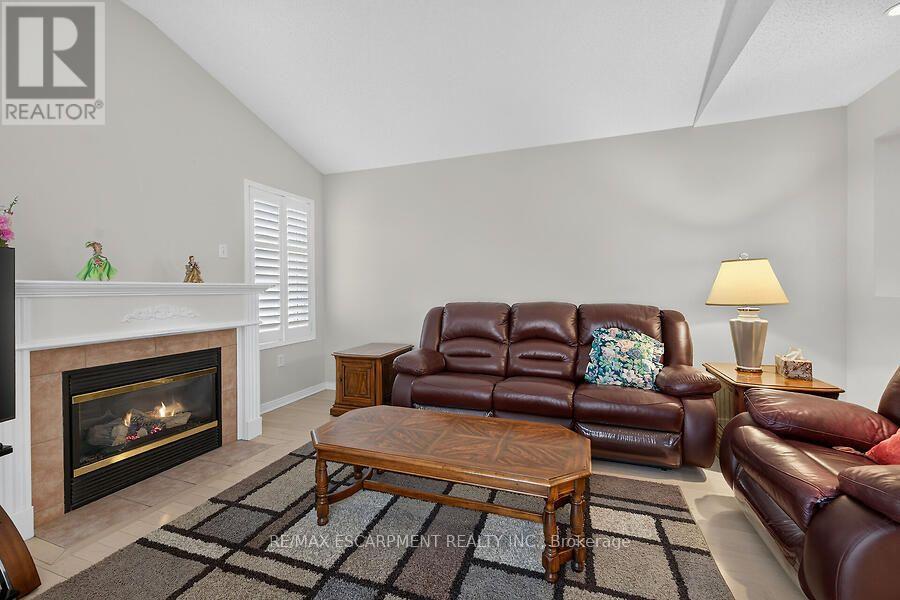 166 Toby Crescent Property Photo 11