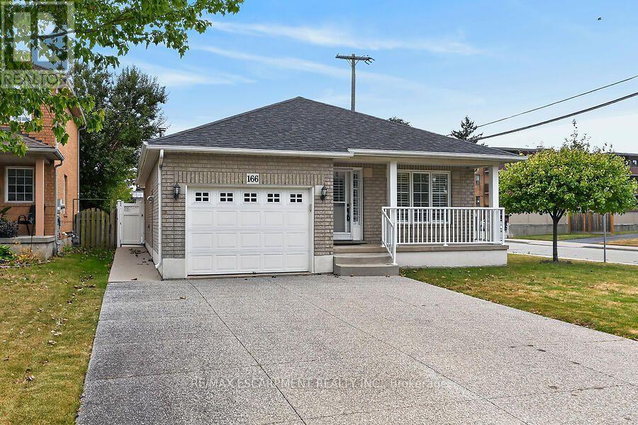 166 Toby Crescent Property Photo 24