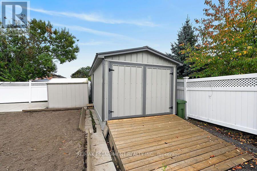 166 Toby Crescent Property Photo 26
