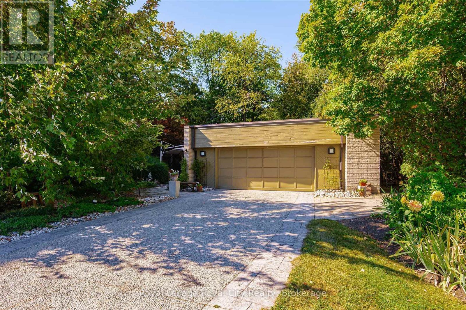 168 South River Road Property Photo 3
