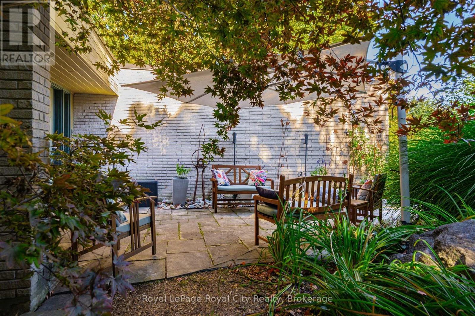 168 South River Road Property Photo 5
