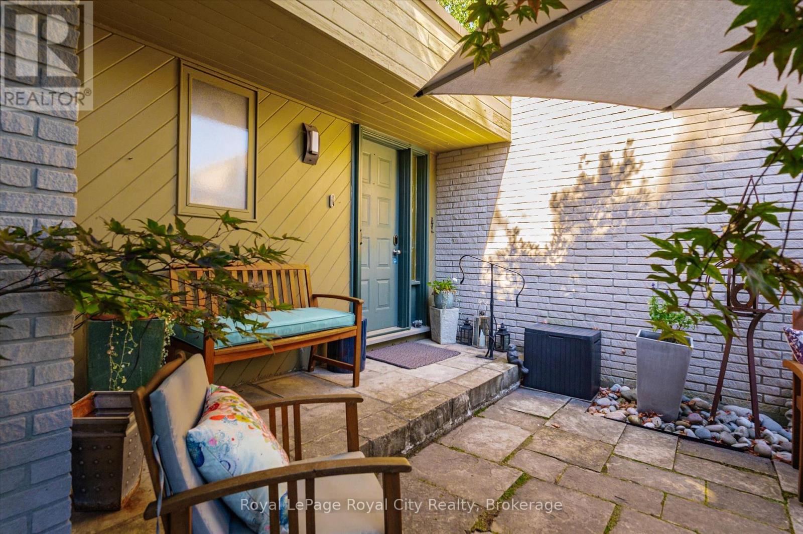 168 South River Road Property Photo 6