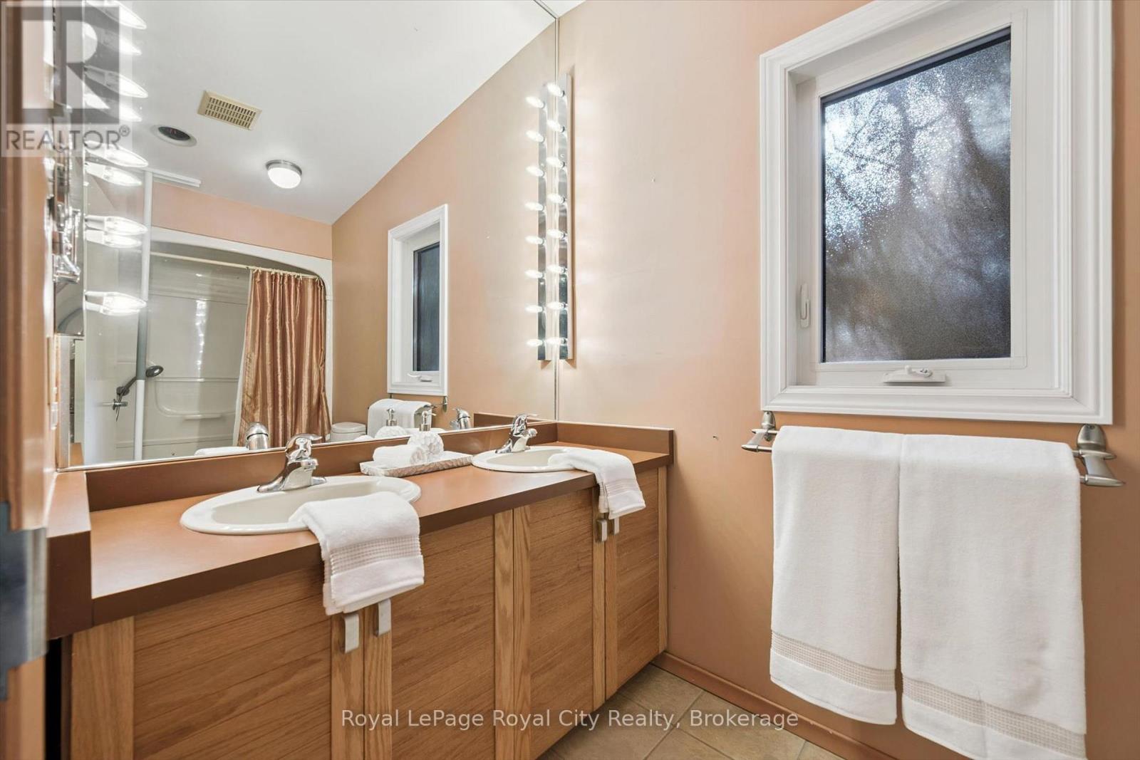 168 South River Road Property Photo 26