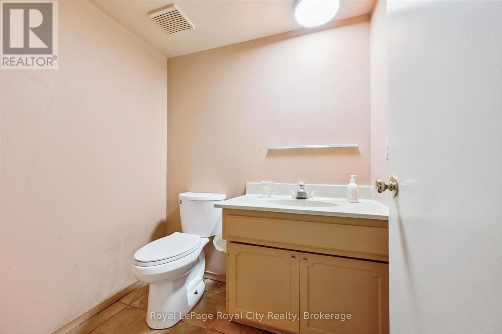 168 South River Road Property Photo 30