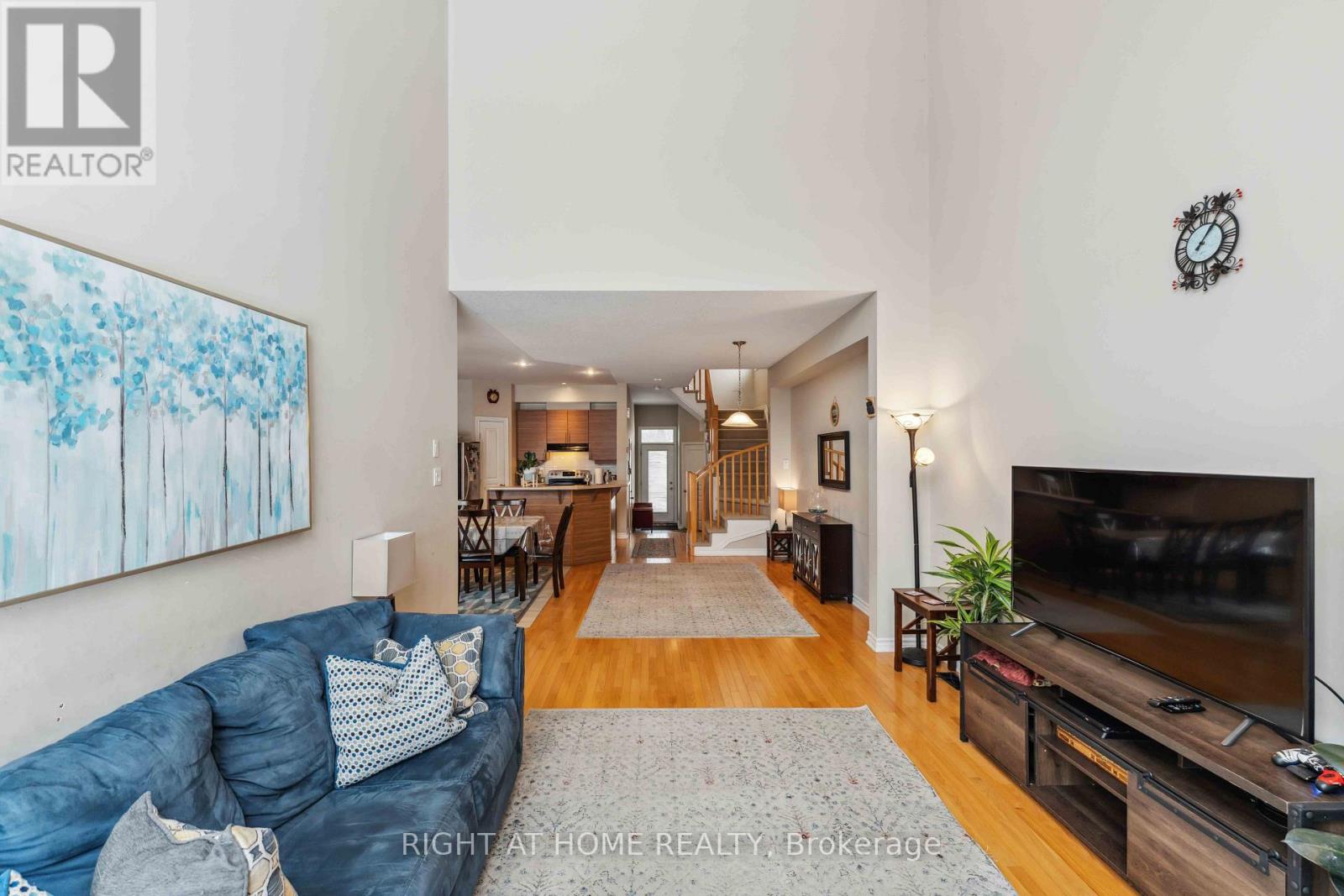 300 Cooks Mill Crescent Property Photo 15