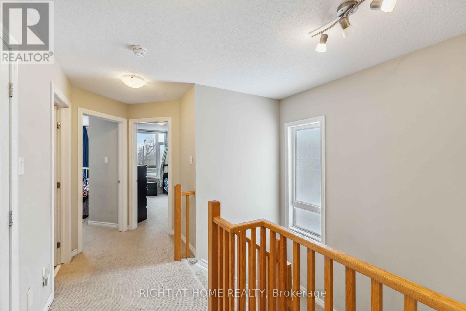 300 Cooks Mill Crescent Property Photo 24