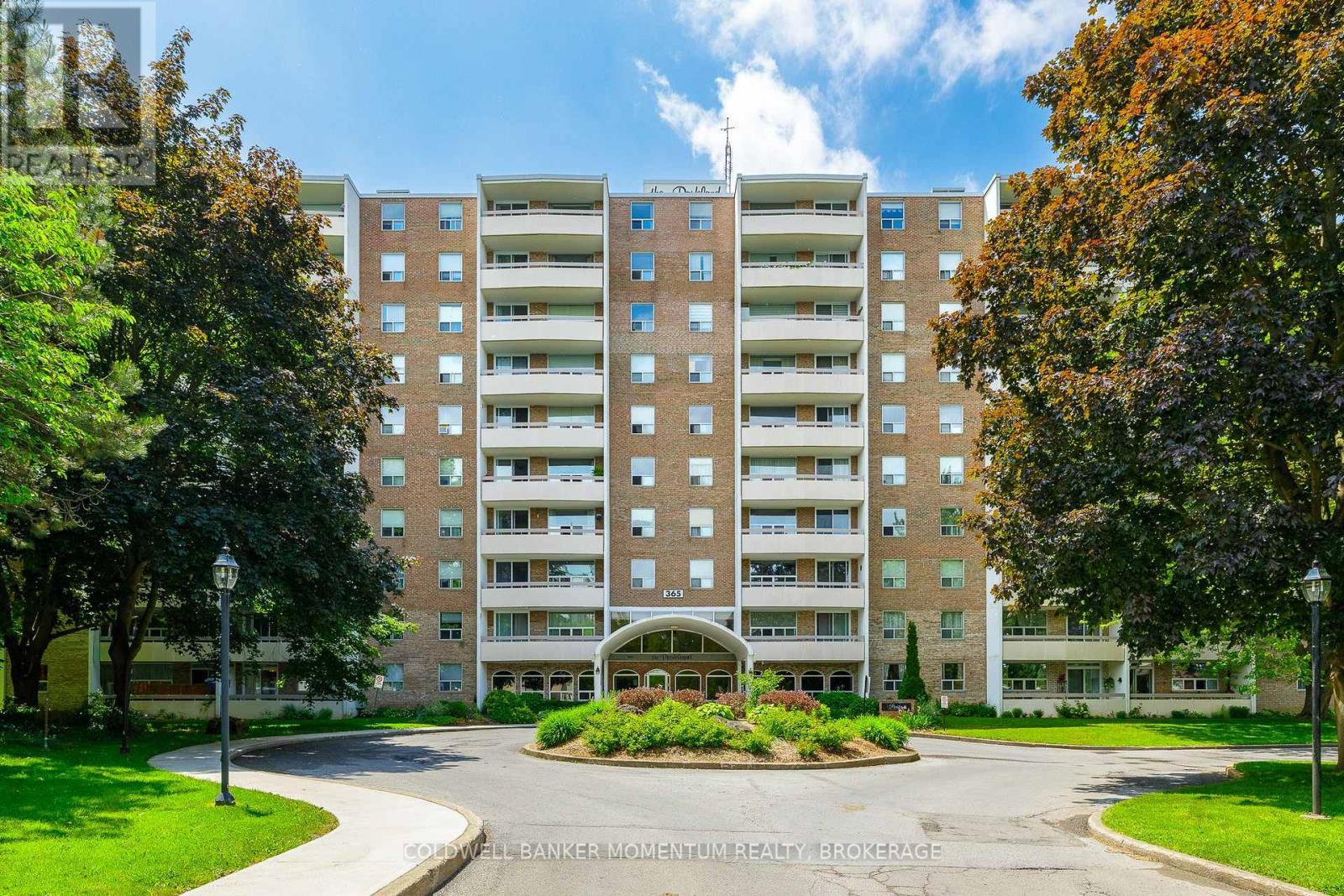 1002 - 365 Geneva Street Property Photo 2