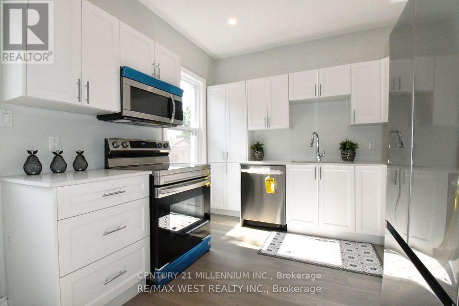 242 Balmoral Avenue N Property Photo 16