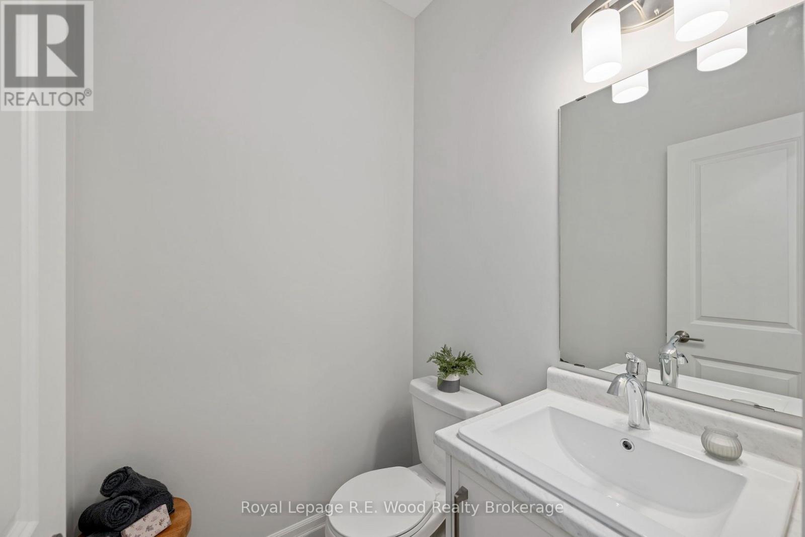 5 Hoylake Road Property Photo 8