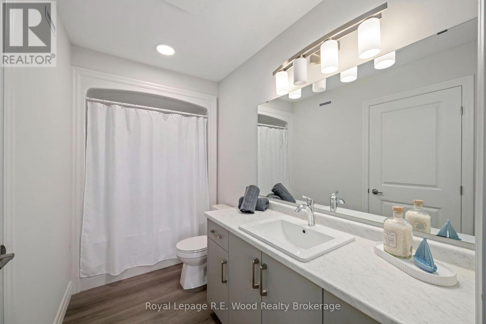 5 Hoylake Road Property Photo 21