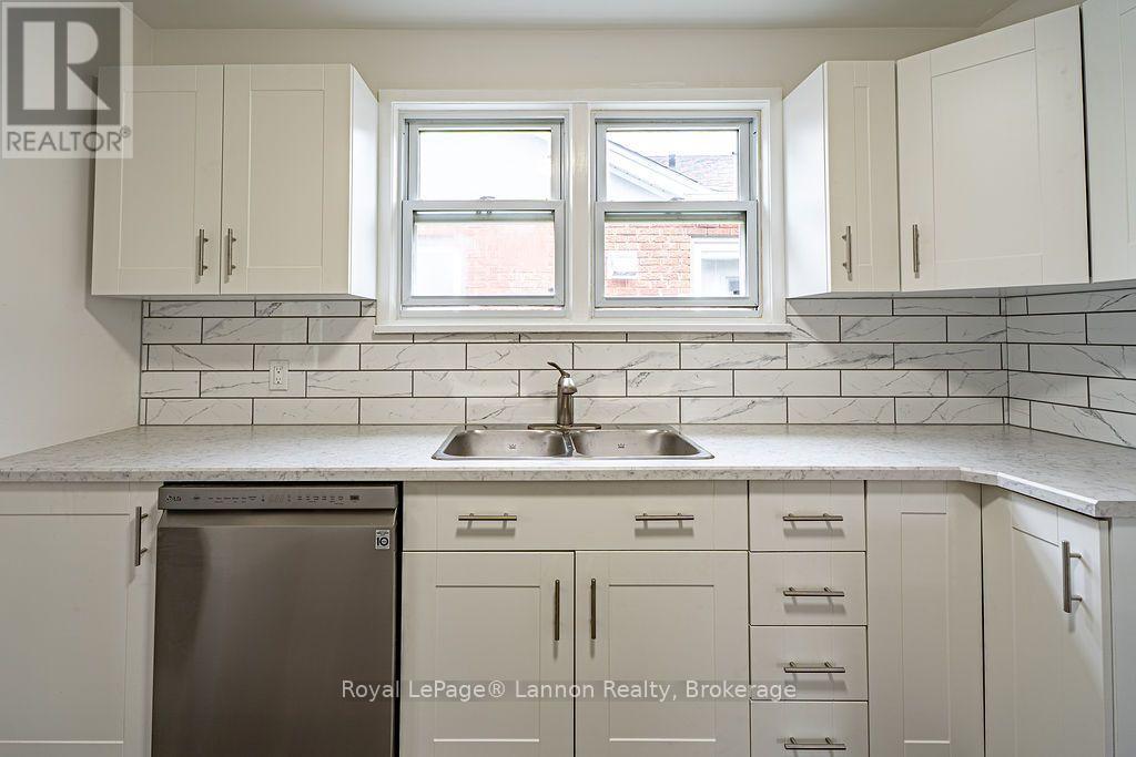 356 Kingsway Avenue Property Photo 9