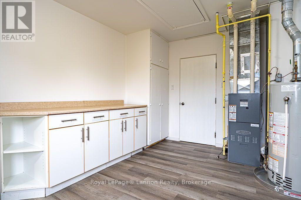 356 Kingsway Avenue Property Photo 24