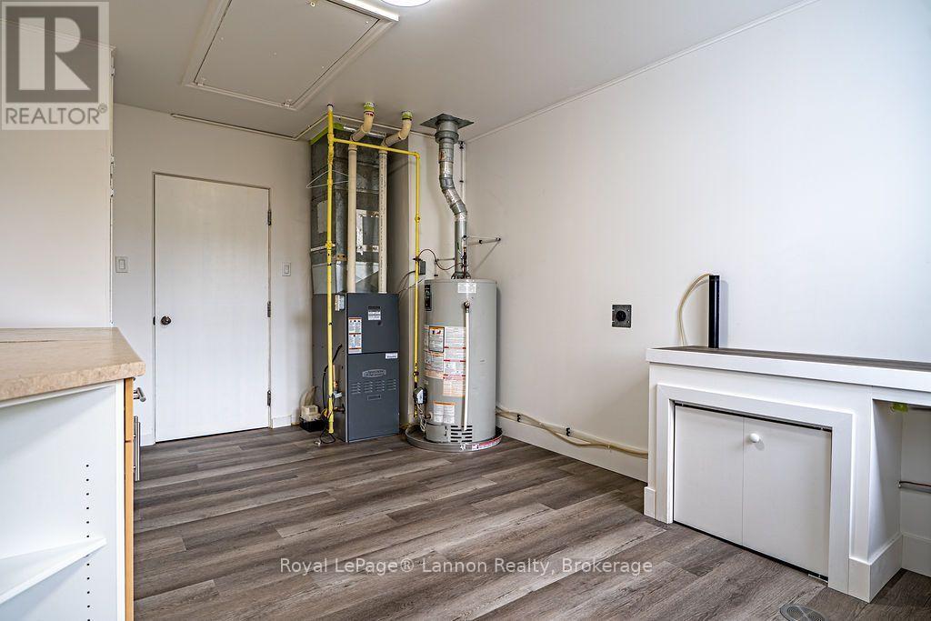 356 Kingsway Avenue Property Photo 25