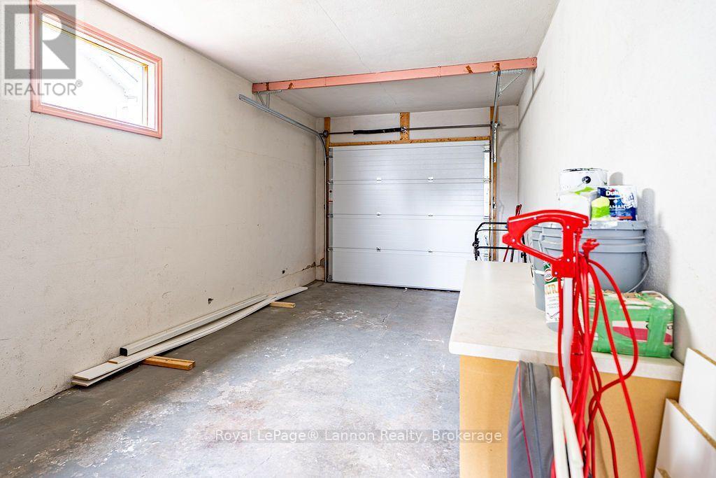 356 Kingsway Avenue Property Photo 27