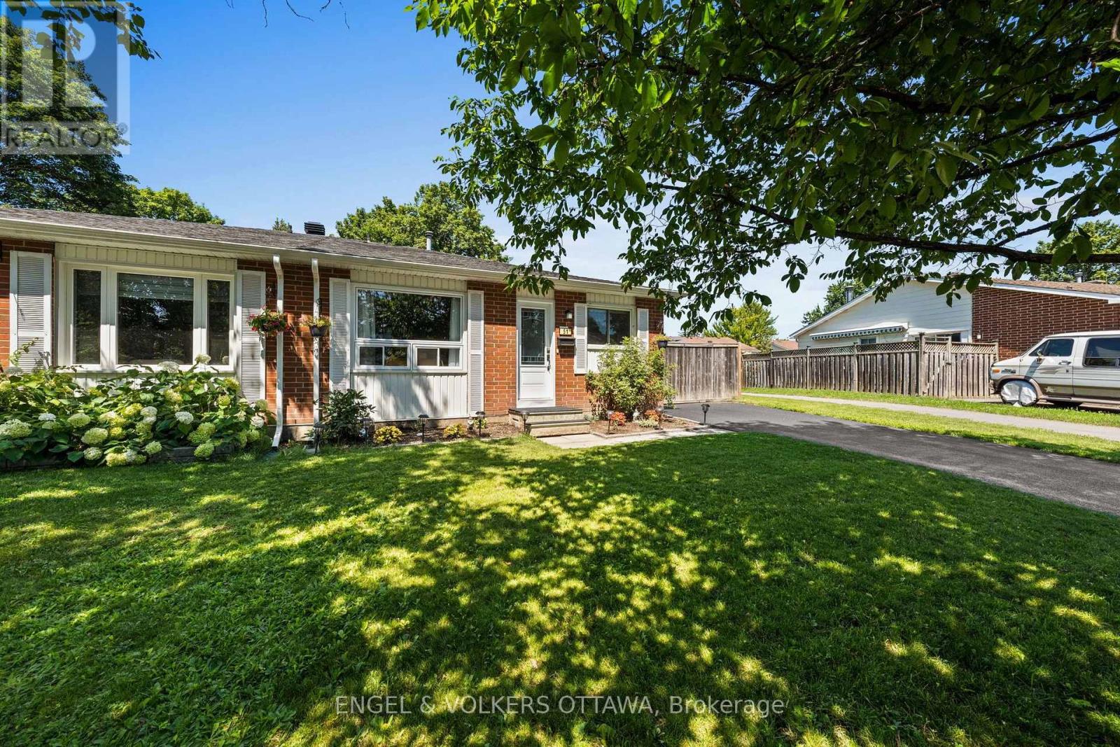 51 Morton Drive Property Photo 2