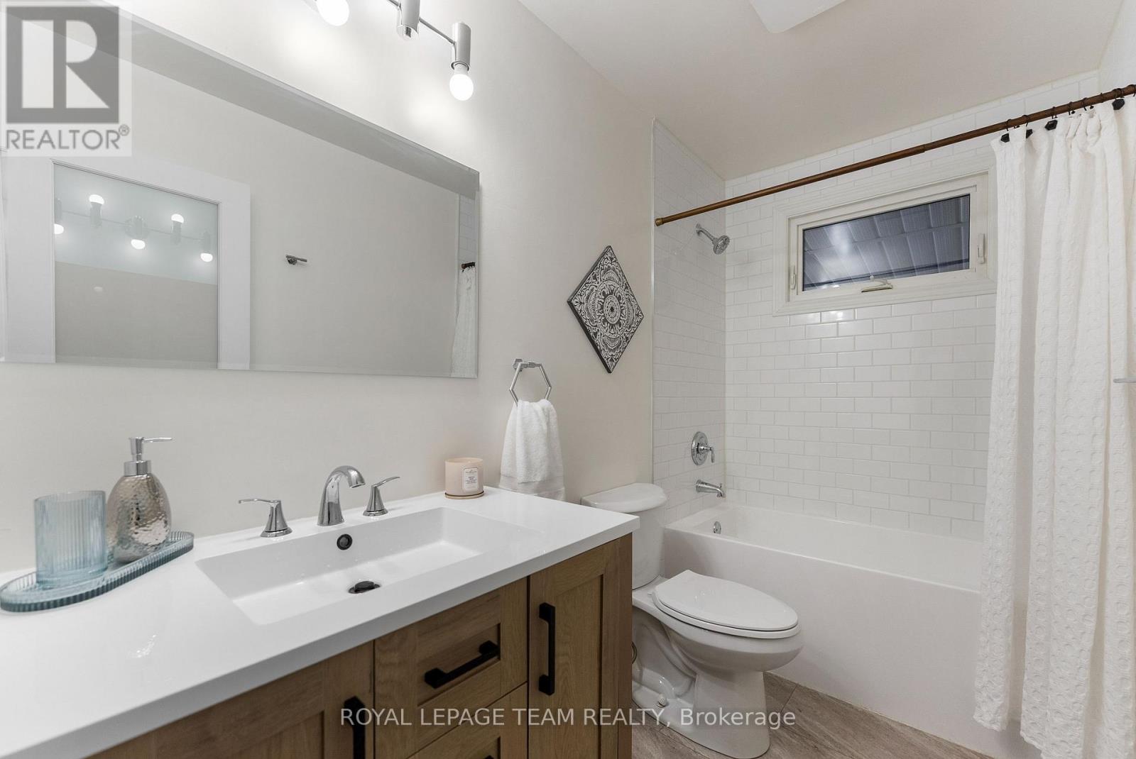 61 Herman Street Property Photo 11