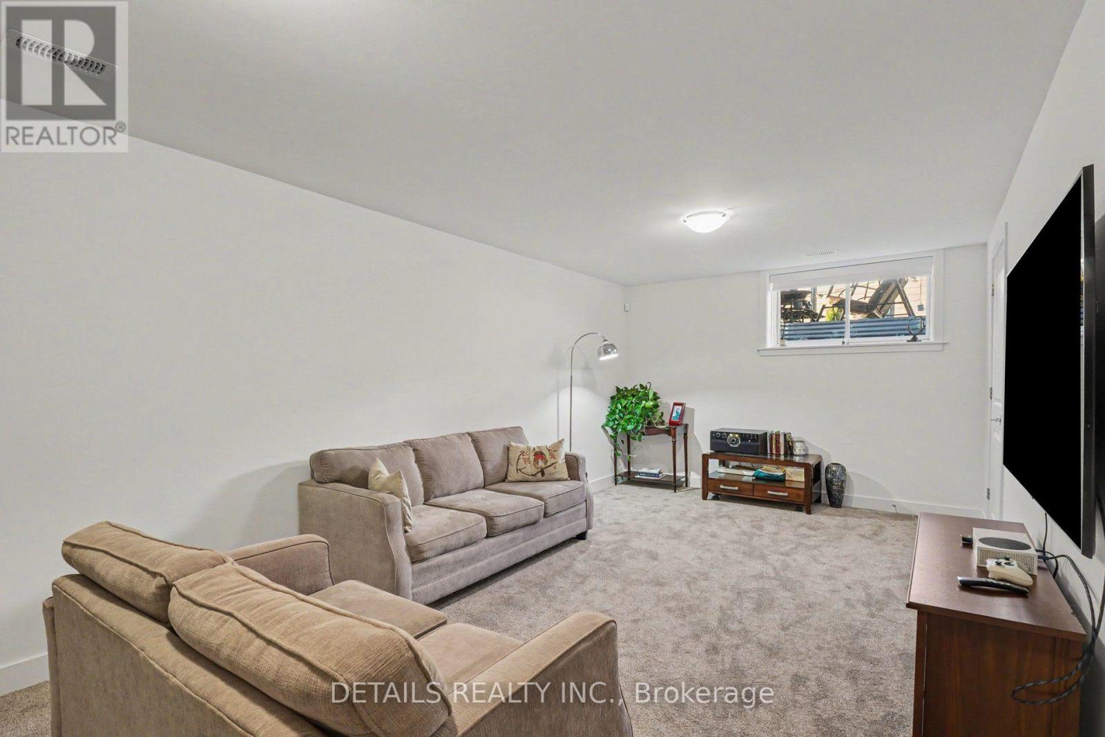 104 Sencha Terrace Property Photo 17
