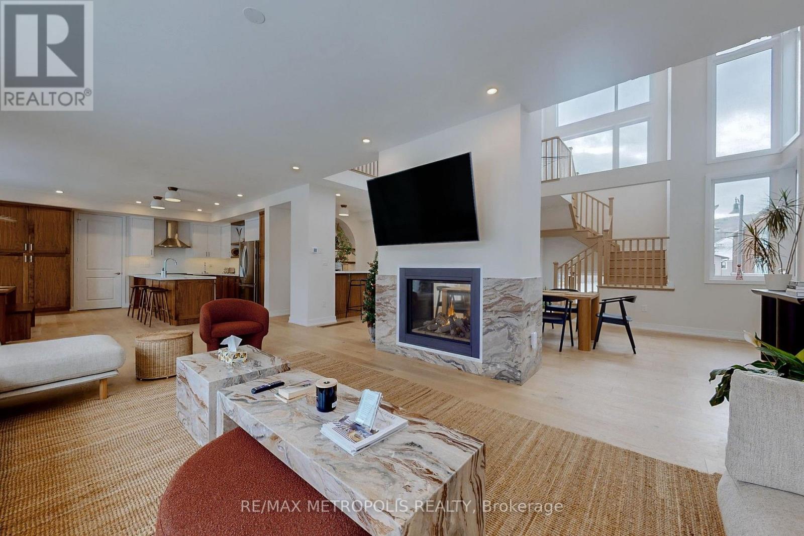 104 Stoneleigh Drive Property Photo 4