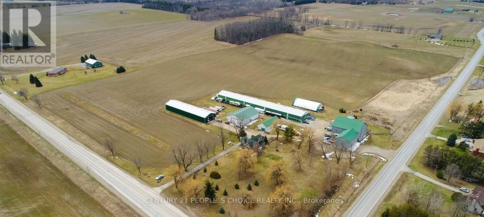 516598 County Road 124 Property Photo 3