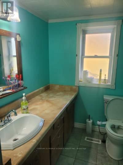 516598 County Road 124 Property Photo 6