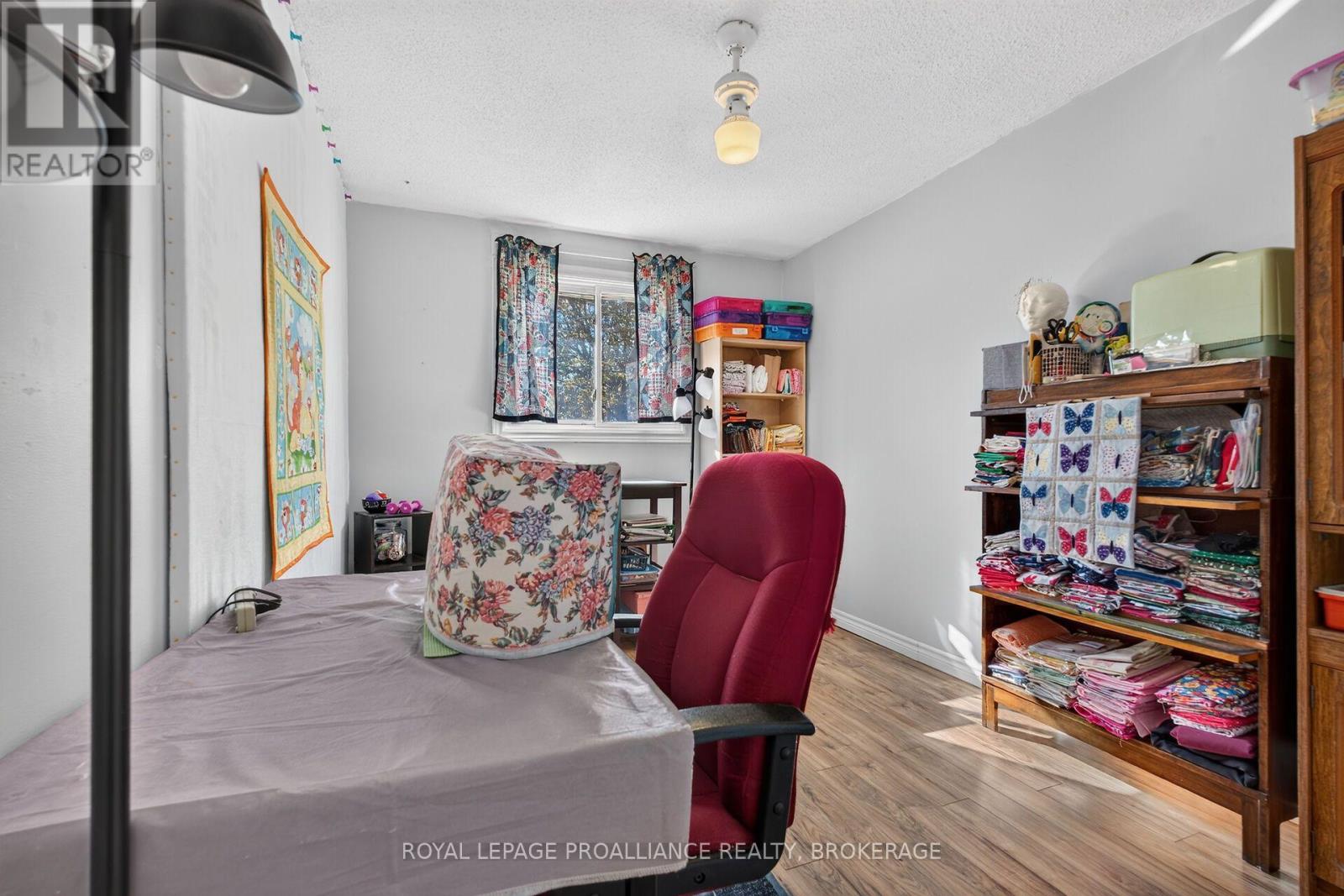 464 Henrietta Street Property Photo 18