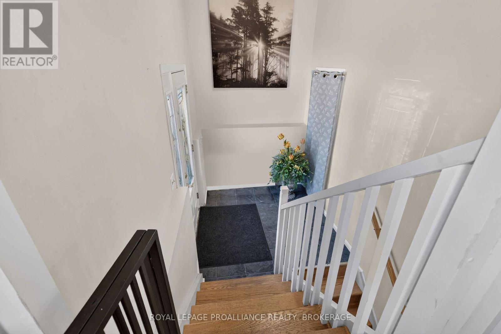464 Henrietta Street Property Photo 19