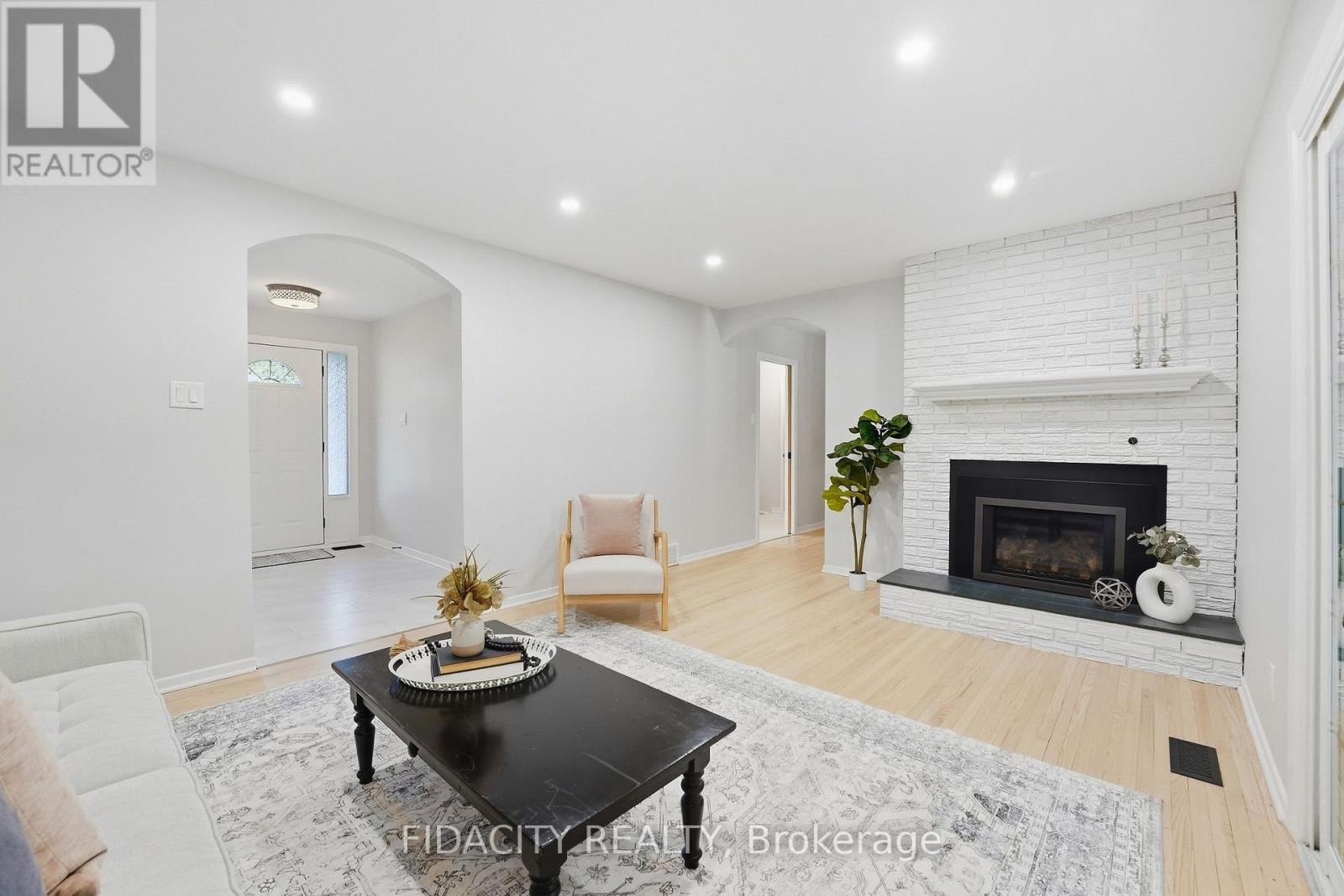 36 Beverly Street Property Photo 6