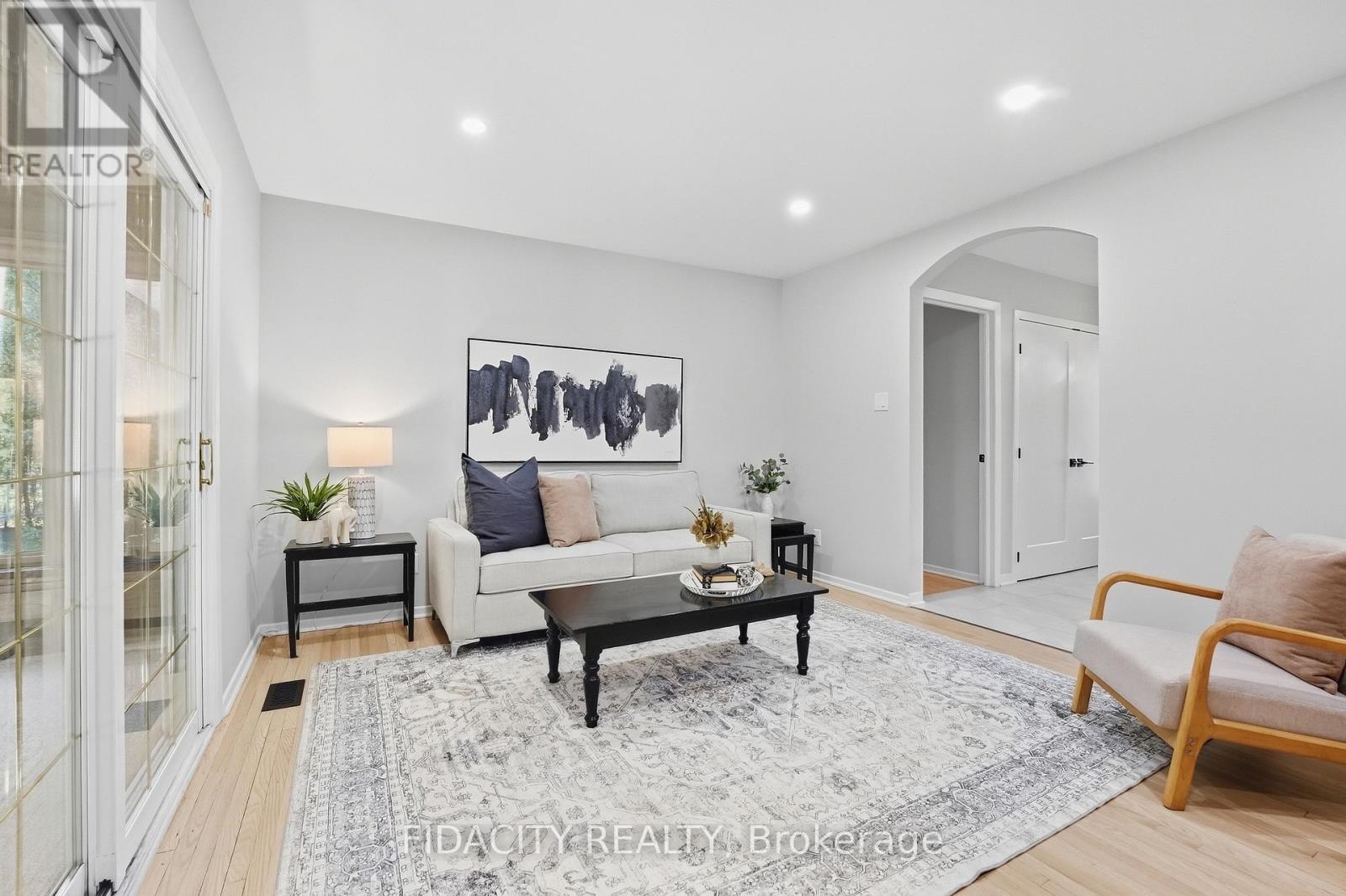 36 Beverly Street Property Photo 9