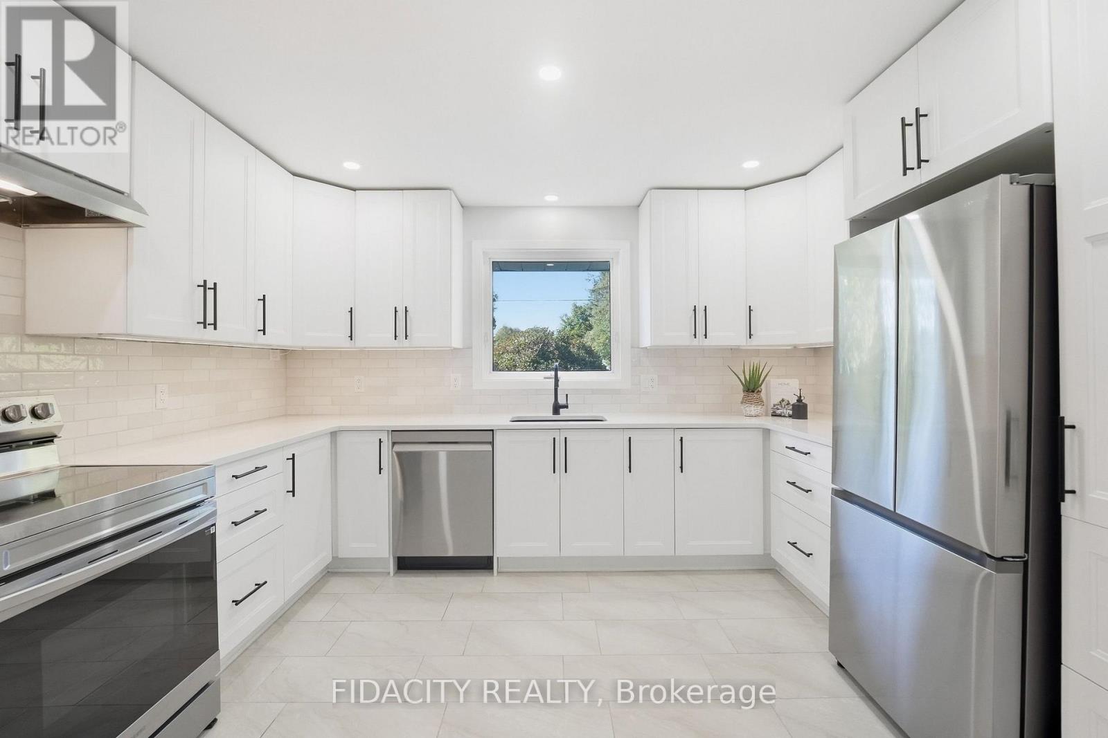 36 Beverly Street Property Photo 10