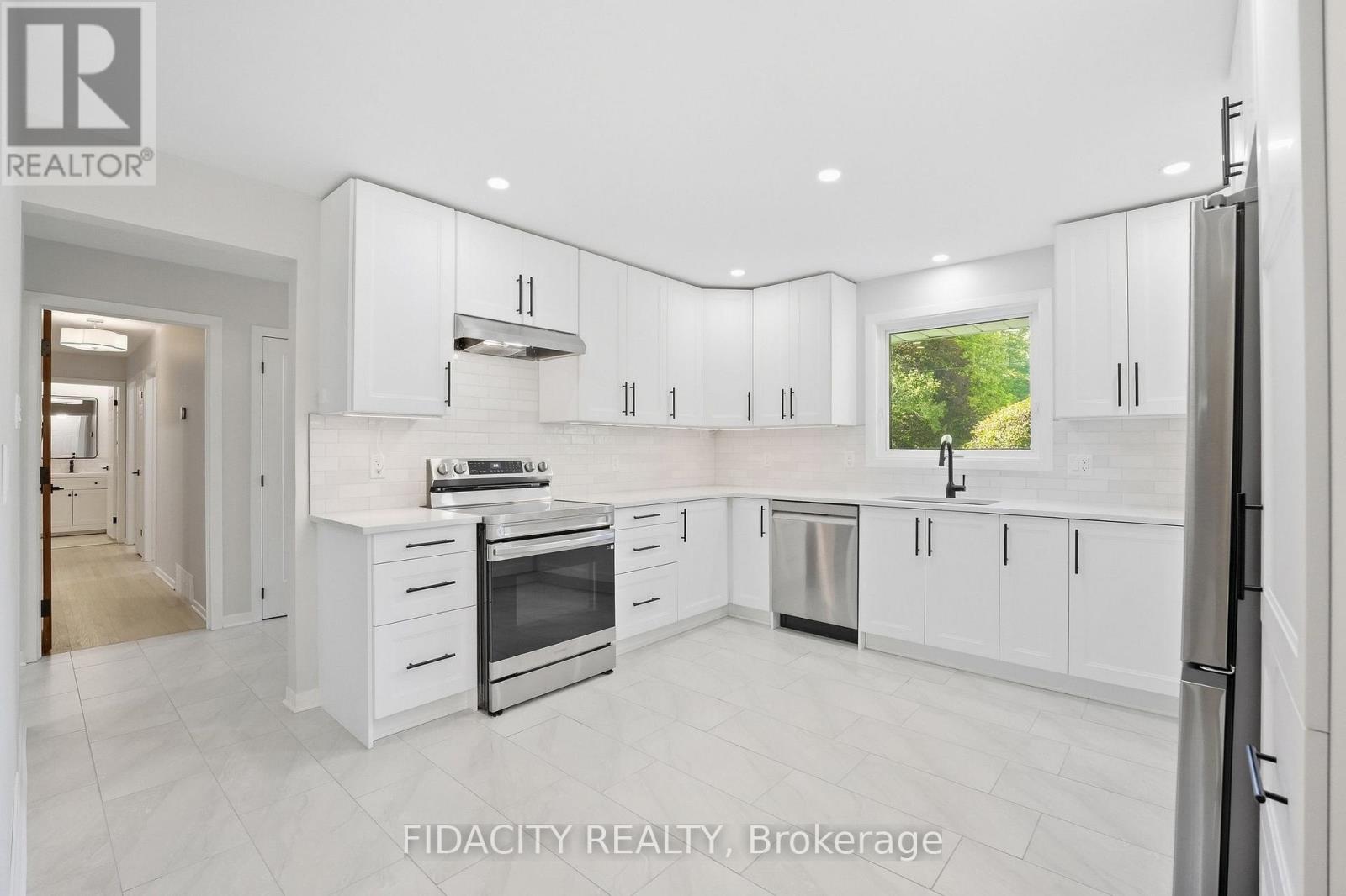 36 Beverly Street Property Photo 11